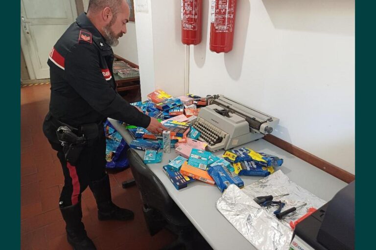 Cortona: arrestati due uomini per furto aggravato con l’uso di buste antitaccheggio