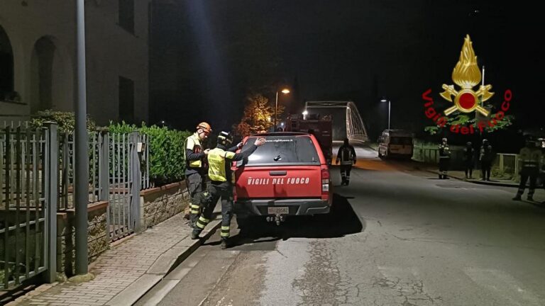 Uomo scomparso ritrovato senza vita nel fiume Ciuffenna