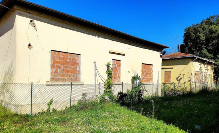 In vendita il complesso degli ex macelli comunali: asta pubblica con base a 240.000 euro