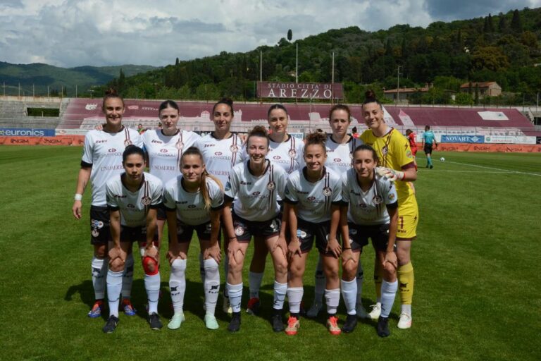 Arezzo, rimonta d’orgoglio a Genova: da 0-3 a 3-3 con Razzolini e Balducci. Decimo posto finale in Serie B