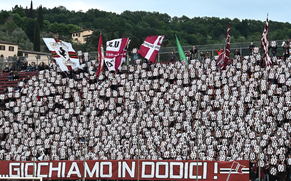 Tifo amaranto