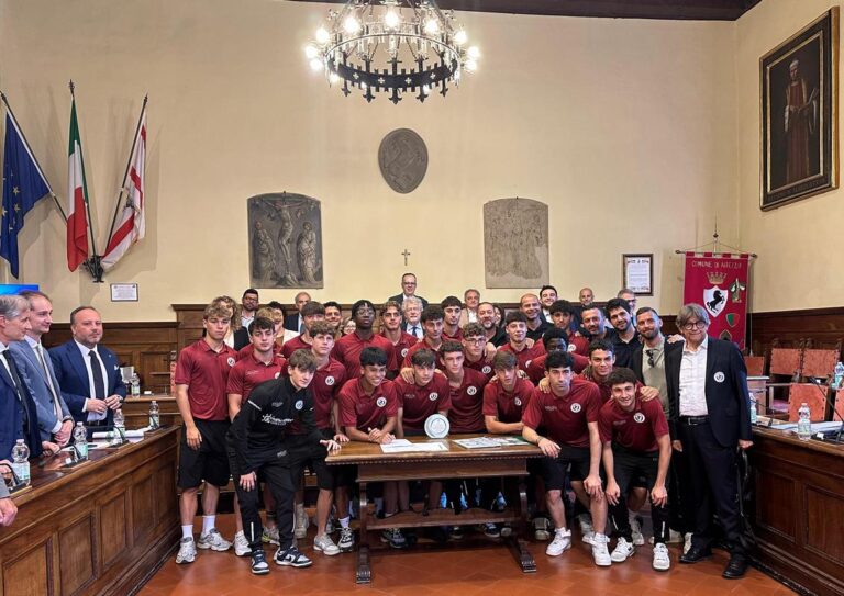 Bilancio, lavori pubblici e impianti: il Consiglio comunale tra premi, interrogazioni e nuove opere