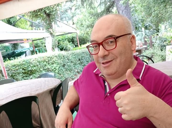 Orrore a Bologna: due uomini trovati sgozzati in casa, una delle vittime è di Arezzo