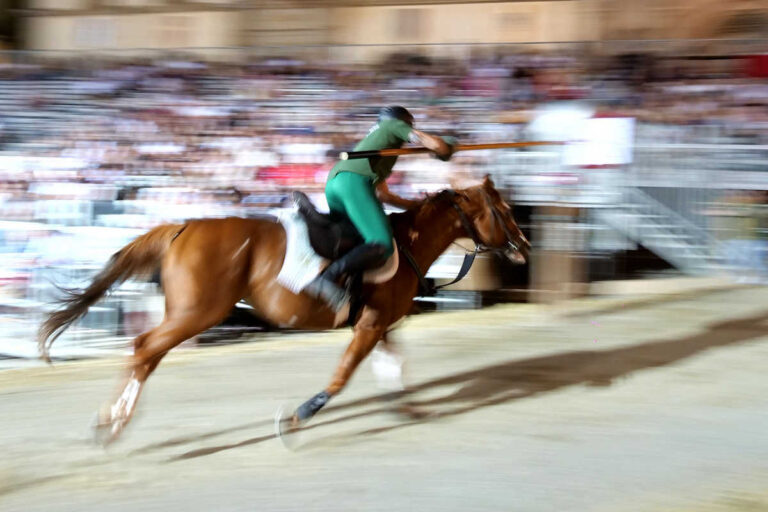 Emozioni in piazza: la seconda giornata di prove della Giostra del Saracino