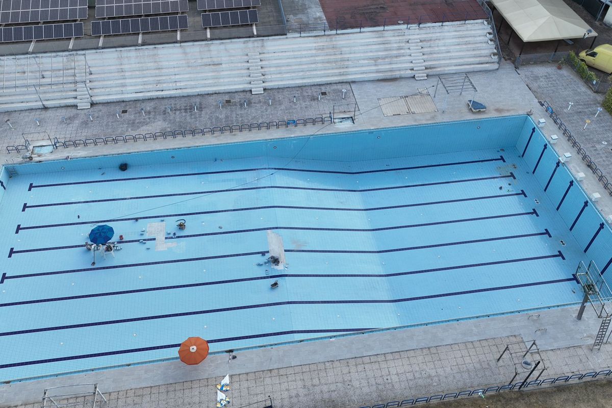 Castiglion Fiorentino-piscina vuota