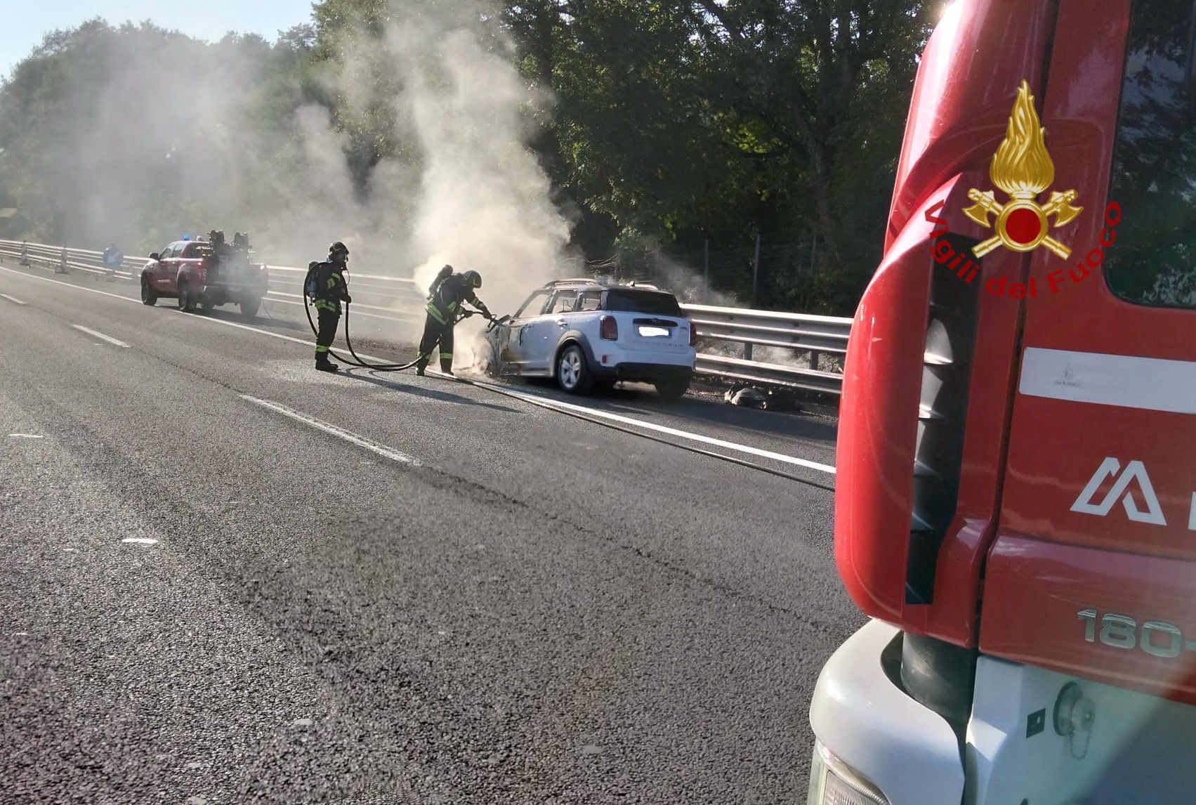 Incendio auto