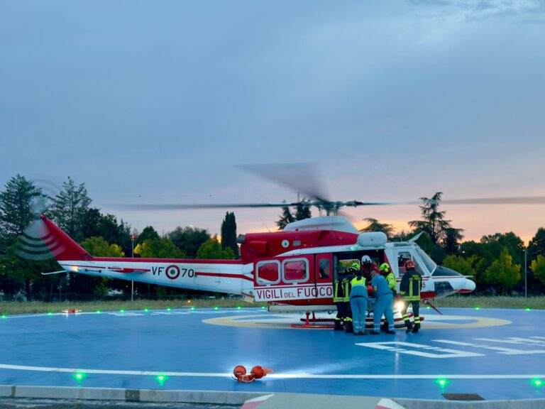 Soccorso a Chiusi della Verna: elicottero Drago VF interviene per infortunato