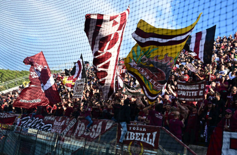 Dal brivido alla festa: Arezzo ribalta il Carpi 3–1, che goduria!