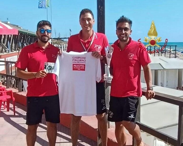 Eccellenti risultati per i Vigili del Fuoco aretini al 10° Campionato Italiano di nuoto in acque libere