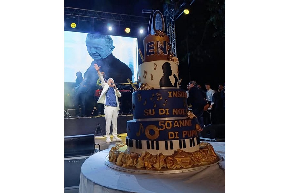 Pupo festeggia 70 anni