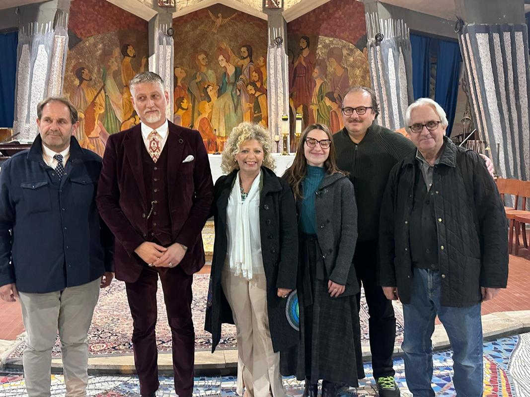 Alessandro Giuli in visita al Mosaico di Andreina