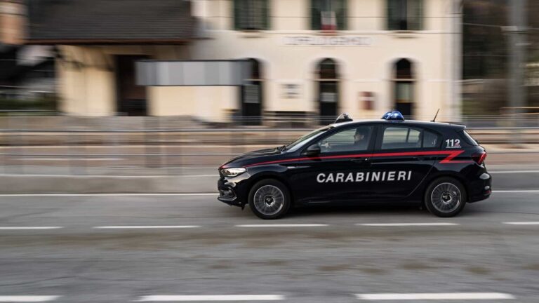 Tentano truffe a Laterina: quattro uomini fermati dai carabinieri dopo un inseguimento