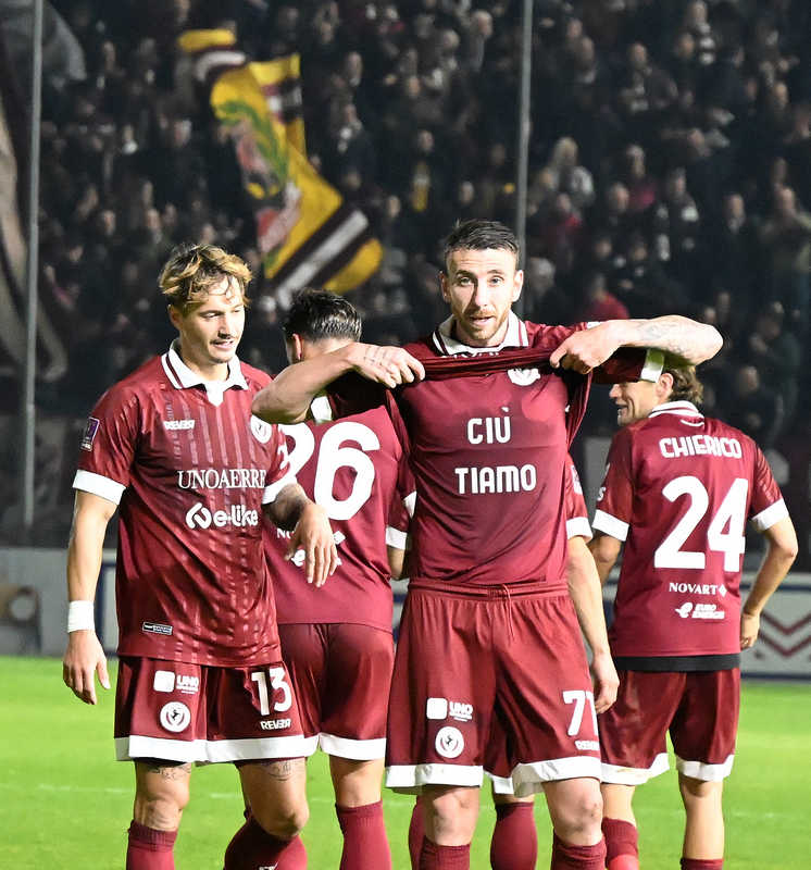 Arezzo–Bra, 2-1 di grinta: la partita in foto