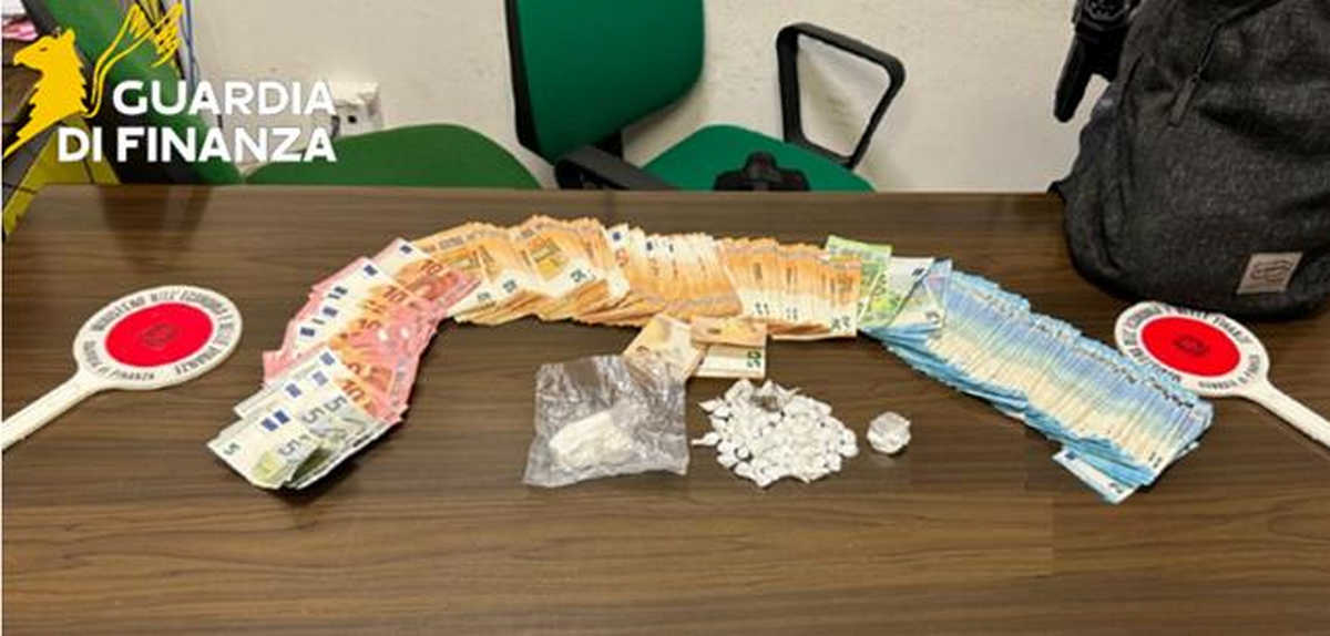 Guardia di Finanza di Arezzo Droga