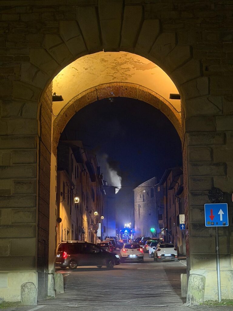 Incendio in un appartamento di Via San Clemente: intervento dei Vigili del Fuoco, nessun ferito ma immobile inagibile