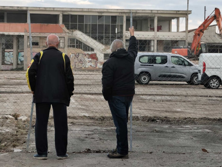 Ex Lebole, partono i lavori… e gli umarèll mettono il turbo: “Oh, se fa tutto male!”