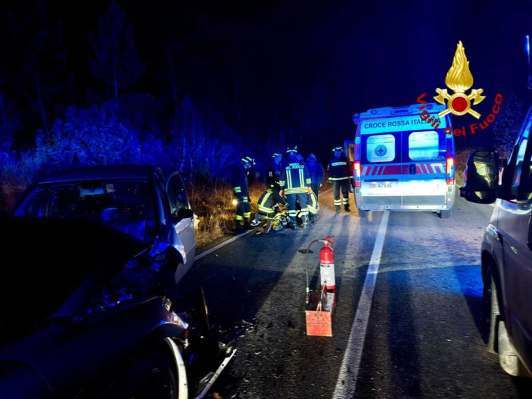 Due incidenti in poche ore tra Bucine e Caprese Michelangelo: cinque feriti in codice 3