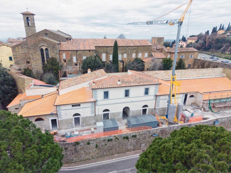 Castiglion Fiorentino, ex macelli: si muove qualcosa. Tranquilli, non è un fantasma (è il Comune)