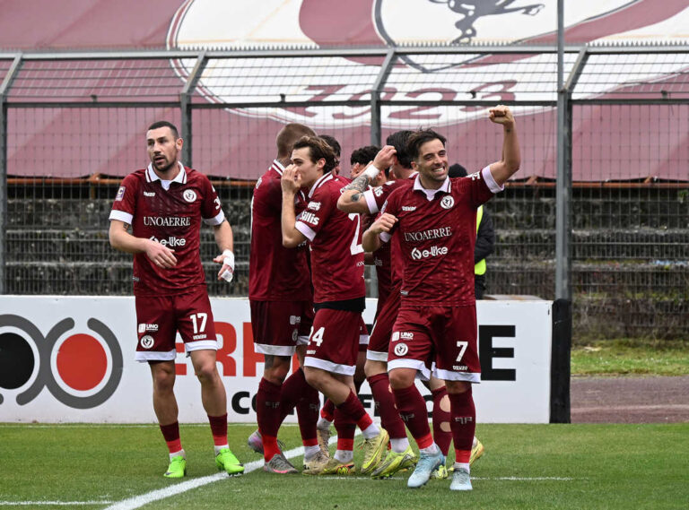 L’Arezzo batte la Juventus Next Gen, sfata il tabù e resta a +7 sul Ravenna