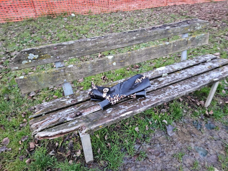 Favole dell’abbandono: Favole alle scarpe