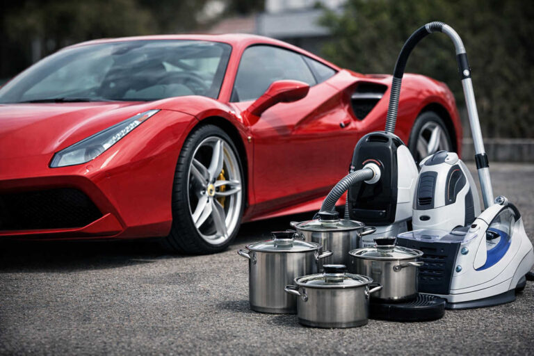 Ferrari, vacanze da nababbi e pentole da quattro soldi: così spennavano gli anziani porta a porta