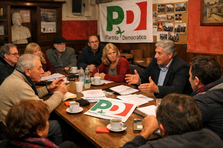 “O citti, s’apre i tavoli! Il PD d’Arezzo tira fòri seggiole, idee e ganasce pe’ rifà la città”