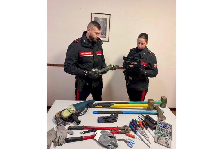 Castiglione del Lago, sventato furto nella notte: decisivo il contributo dei Carabinieri di Cortona (CAAB)