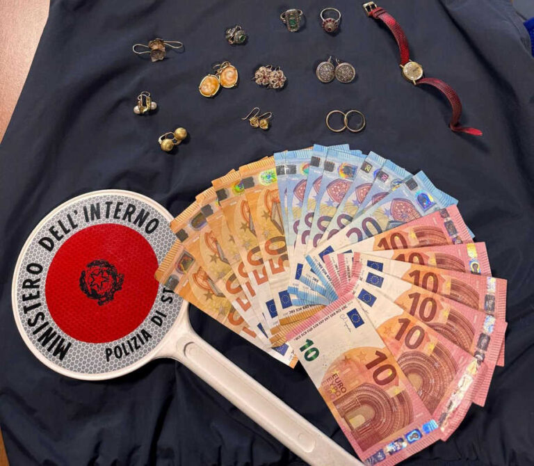 Truffa agli anziani in centro ad Arezzo: due arresti in flagranza, recuperati oro e contanti