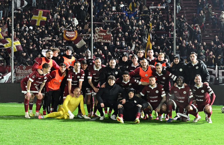 Arezzo 2 Pianese 0: le immagini della vittoria amaranto al Comunale