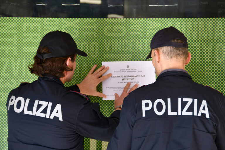 Sala scommesse in centro ad Arezzo chiusa per 30 giorni