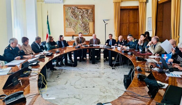 Scuole più sicure in provincia di Arezzo: riunito in Prefettura il Comitato per l’Ordine e la Sicurezza Pubblica