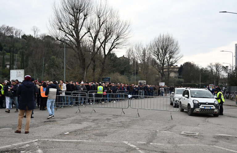 Amaranto in B, festa allo stadio non autorizzata: la Questura chiarisce i motivi