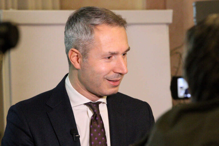 Terza corsia dell’A1 e raddoppio del raccordo: “Interventi strategici per il futuro di Arezzo”