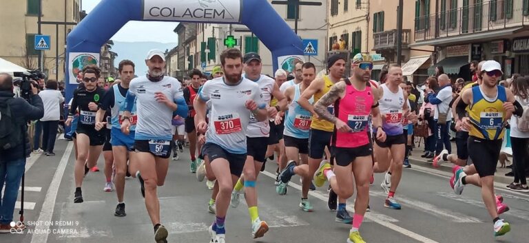 11ª Mezzamaratona del Casentino, quasi 300 al via tra 10 km e mezza maratona