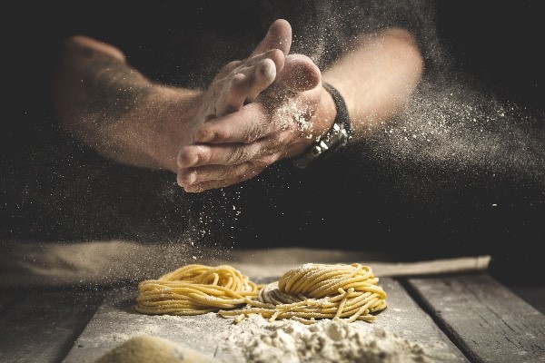 A Sansepolcro se magna, se ride e se fa festa: arriva “Primi dei Primi”, la sagra grossa della pasta!
