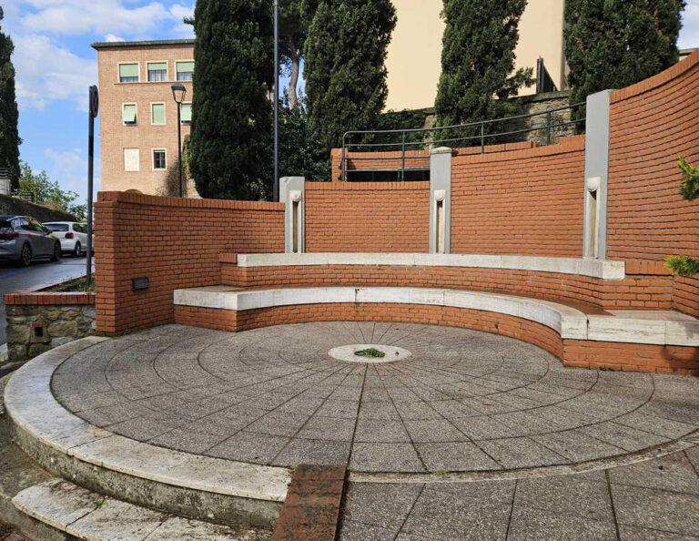 Arezzo, la città delle “fonti secche”: quando l’acqua manca ma i commenti scorrono