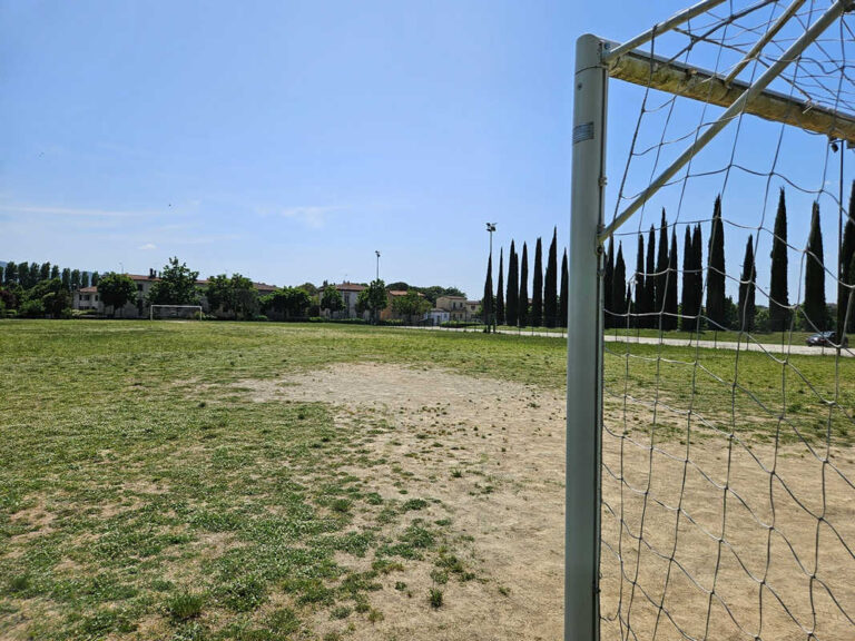 Tre pattuglie per uno striscione. La Fossa Arezzo 1991 attacca: “Quando c’era da difendere Villa Severi erano tutti zitti