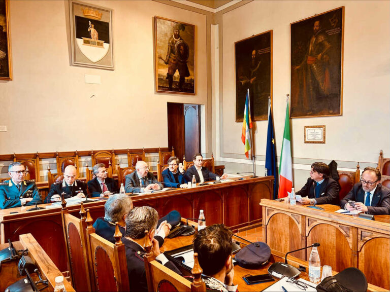 Valtiberina, summit sulla sicurezza: “I furti calano”. Ora manca solo che la E45 arrivi intera fino a Natale
