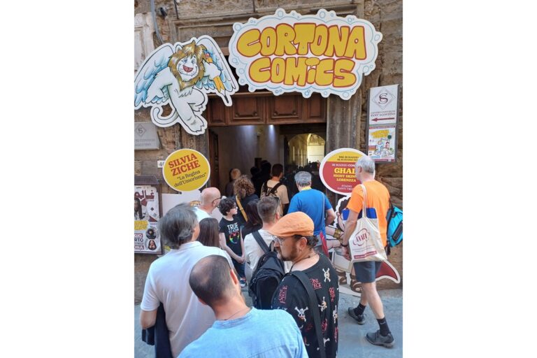 Cortona s’accende de fumetti e maschere: oh, qui c’è da perdere la testa!