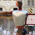 Primo piano del Buratto della Giostra del Saracino in Piazza Grande