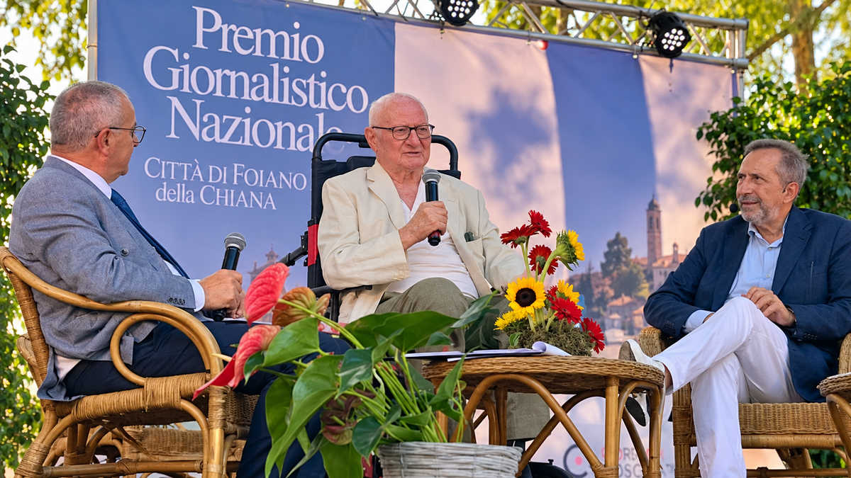 Cerimonia del Premio Giornalistico Nazionale Città di Foiano della Chiana al Parco La Pista